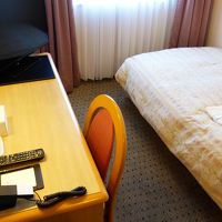 シングルルーム（１２平米）。