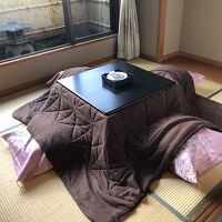 掘りごたつ付きの小部屋。