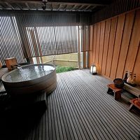 共有だが,個人で使える露天風呂