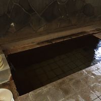 貸切風呂。お湯の温度が少し高めですよ。