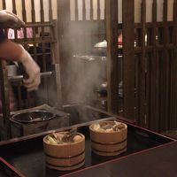 石焼き樽が提供される頃はお腹いっぱいで食べられない...