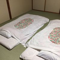 夕食中にお布団を敷いておいてくれます。