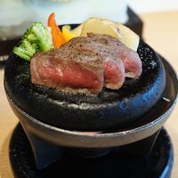 夕食はどれもおいしくボリュームもありました