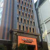 歌舞伎町の中心部にある高いビルです。