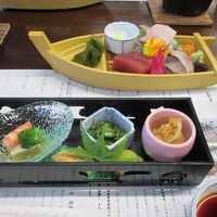 八寸。どれも目を楽しませてくれました。味ももちろん〇。