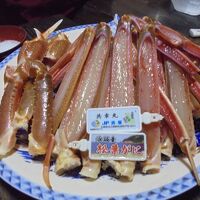 夕食　松葉かには漁船のタグ付き