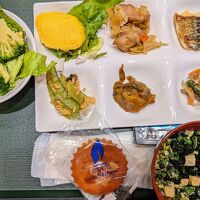 朝食ビュッフェ