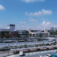 部屋からのつくばバスターミナルに駅ビュー、音は静です。