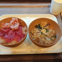 朝食バイキング(まぐろ丼と深川めしのお茶漬け)