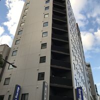 道路から見上げました