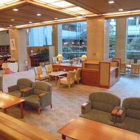 カフェラウンジ