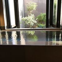 新館和洋室の温泉