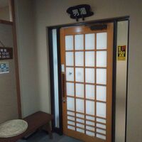 ここから先は写せません。内湯と露天風呂があります