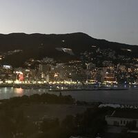 熱海の海がすぐそこ