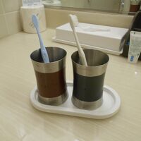 ハブラシとコップも２色