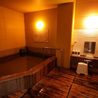 1階の貸切風呂の様子。