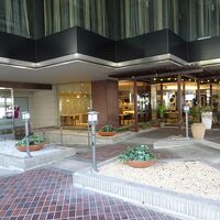 朝食会場を外から見たところ