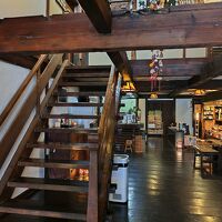 玄関を入った館内