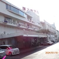 ホテル入り口側