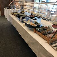 朝食の一部風景・・コロナ禍で対応されていました。