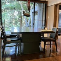 囲炉裏のあるリビング