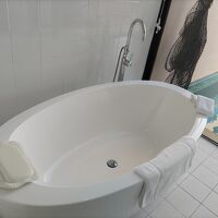 バスタブから真っすぐに海が！