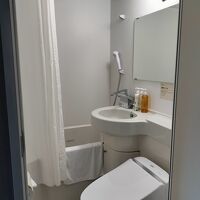 シャワーヘッドが向こう向きにしてあるのがグー!