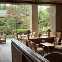 ホテル内のカフェ