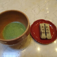 チェックインの抹茶サービス