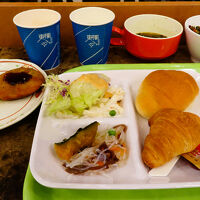 無料の朝食でこれだけあれば十分すぎる