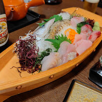 夕食の舟盛 (二人前) 地物の魚中心で高品質