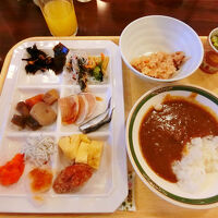 朝食はバイキング式。地物を頂くことが出来ます