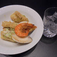 夕食　有料アルコールと共に