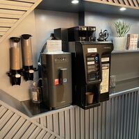 コーヒーマシンもあって便利