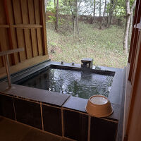 露天風呂に檜の内風呂も