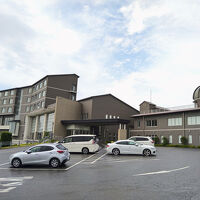 天気がよければ、右の天文台で星空観察できます。