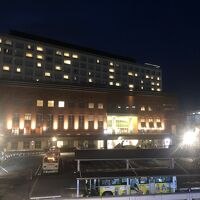 夜の外観はとてもきれいでした