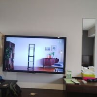 テレビがおおきいです。