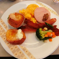 SALでの朝食です