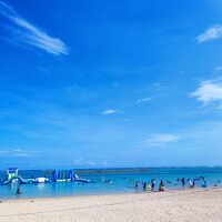 ホテル前のビーチ