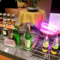 ウェルカムバーはユニークで良いかも…ソフトドリンクもあるよん