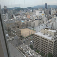 部屋からの眺めはあまり良くないですね