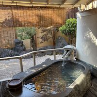 2つある貸切風呂の一つ