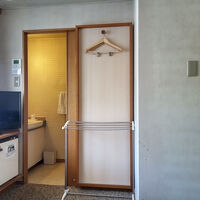 【低層階】シングル／9.5平米（バスなし・眺望なし）トイレ側