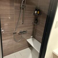 シャワーのみです。温泉があります。