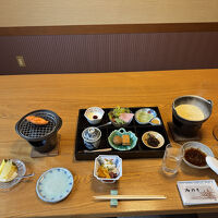 朝食はザ・日本の朝食といった感じ。